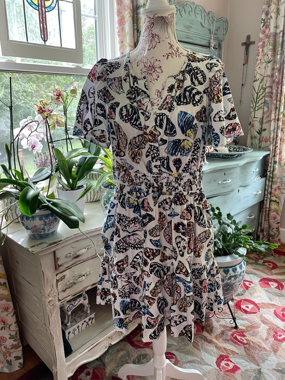 Anthropologie Somerset Mini dress. White Butterfly-Print Short Sleeve Dress.